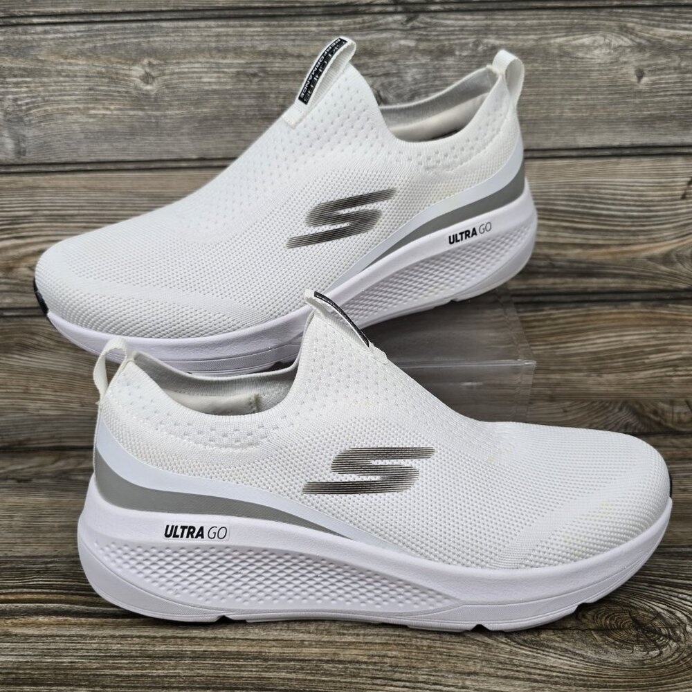 NEW Skechers Performance Ultra Go Goga Mat Air Cooled White Shoes Women's Size 8